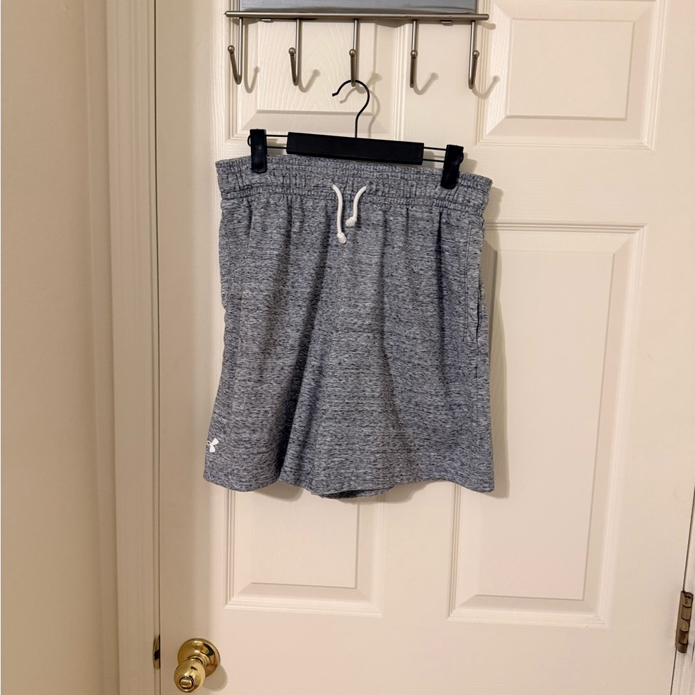 Men’s Under Armour Large Terry Shorts
